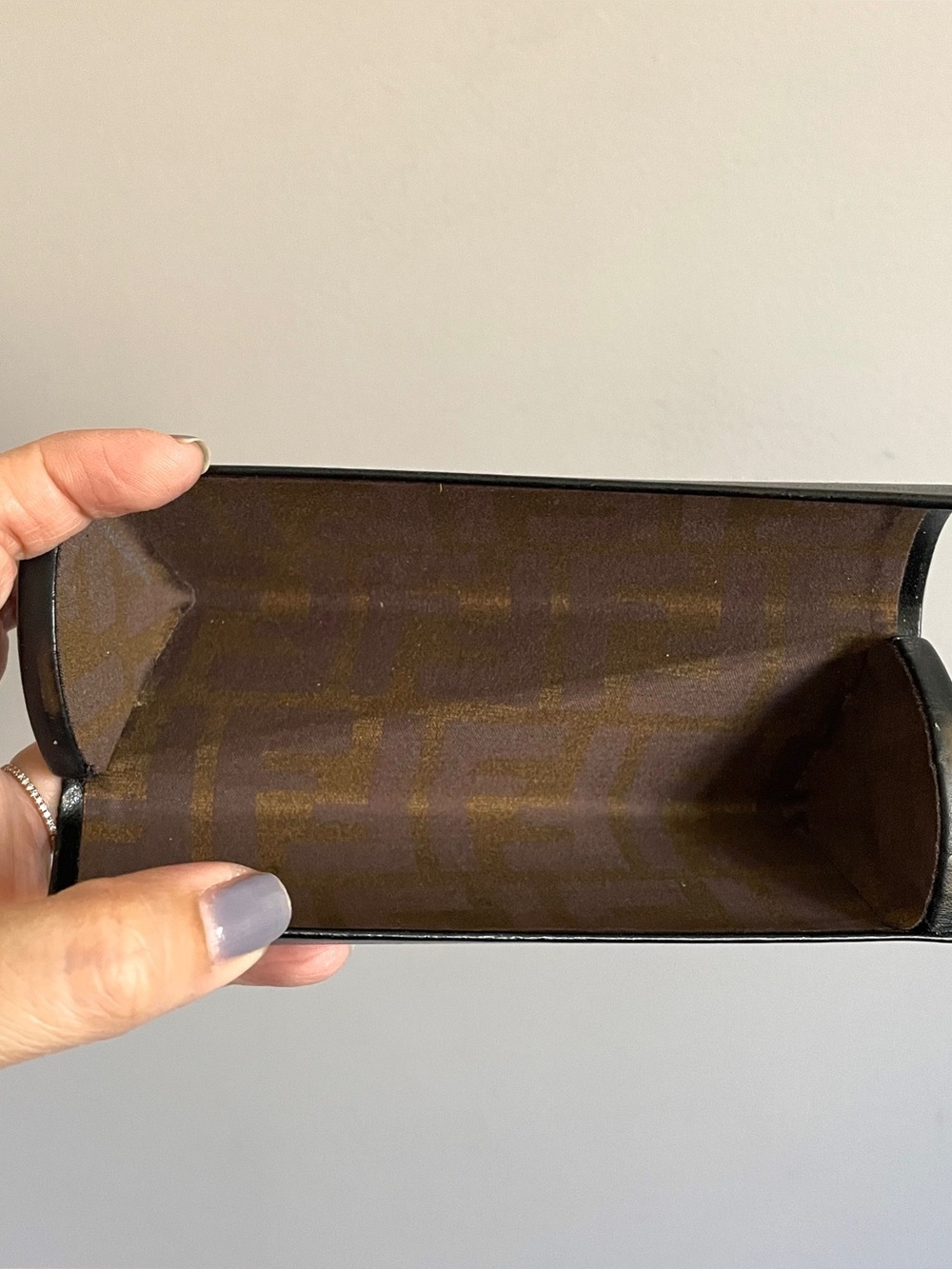 Fendi Black Zucca Monogram Eyeglasses / Sunglasses Hard Case - O/S 🇮🇹